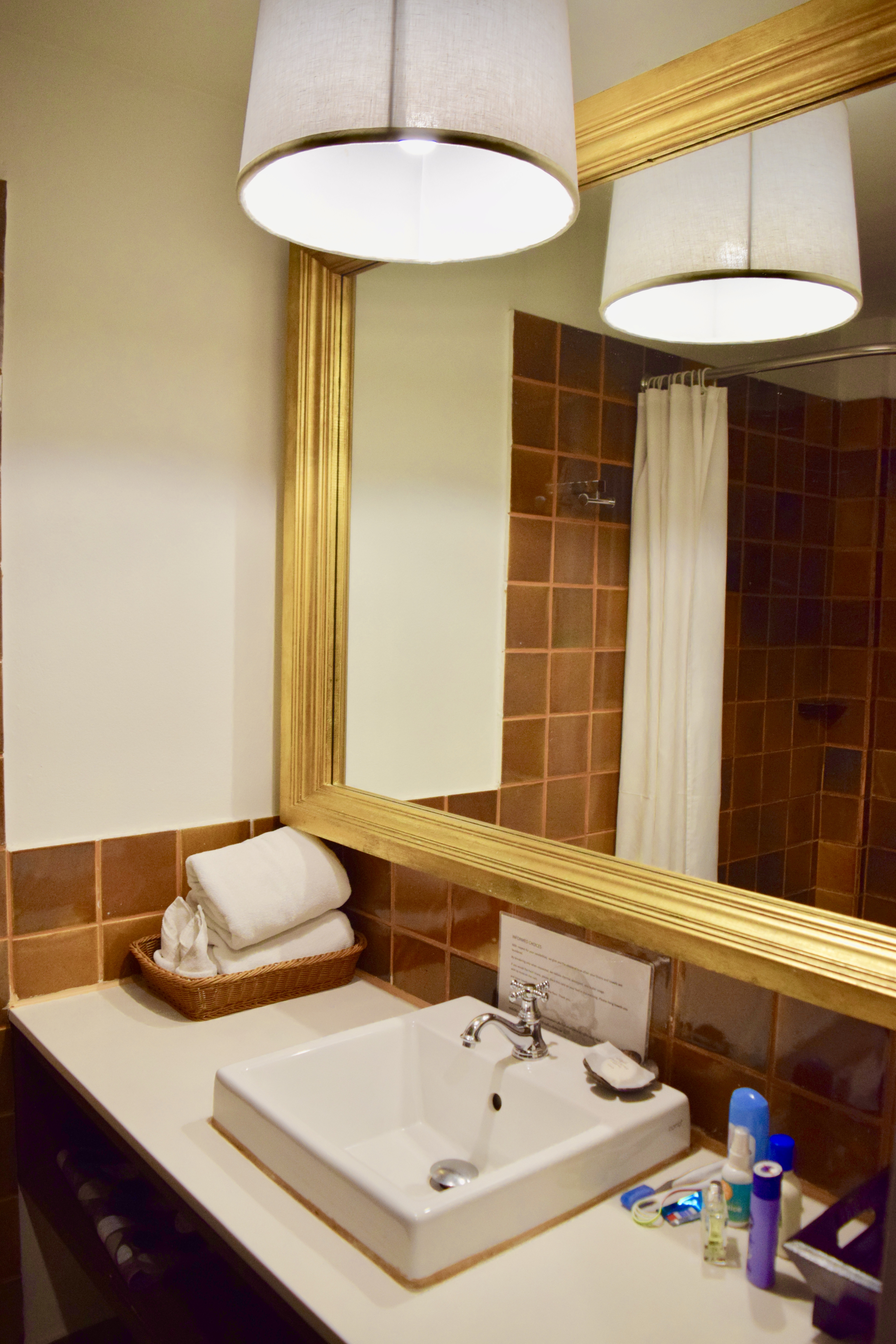 bathroom 99 the gallery hotel